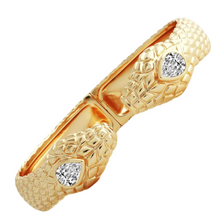 Load image into Gallery viewer, Serpent Double Head Hinged Bracelet
