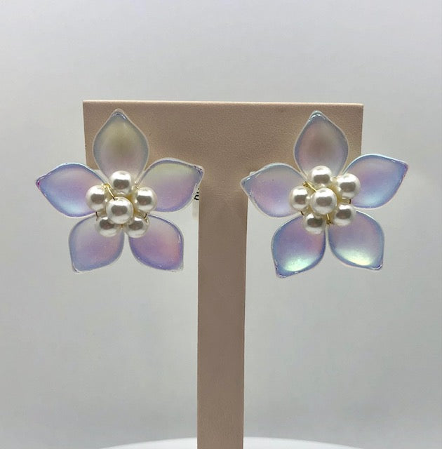 Lily Mother of Pearl Earrings